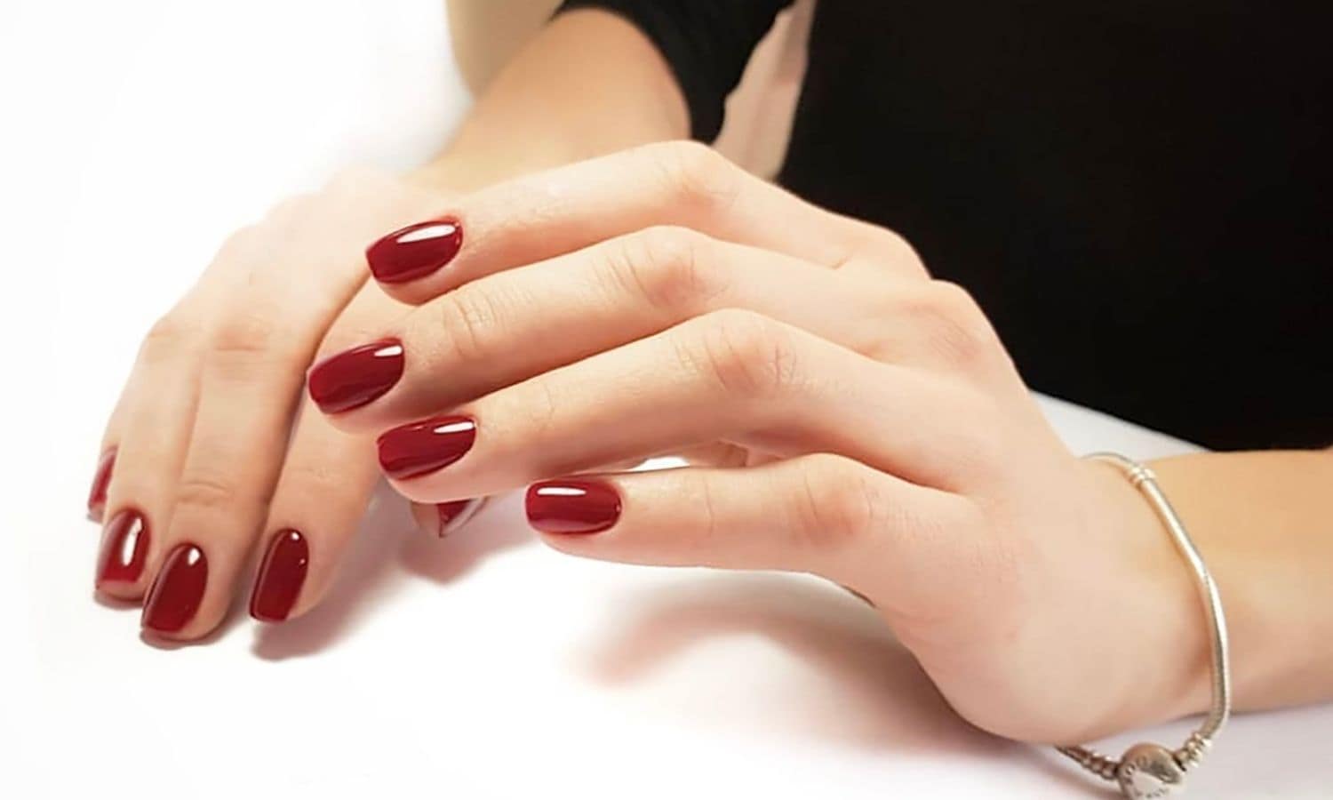 Cherry Red nails - Summer nail colors